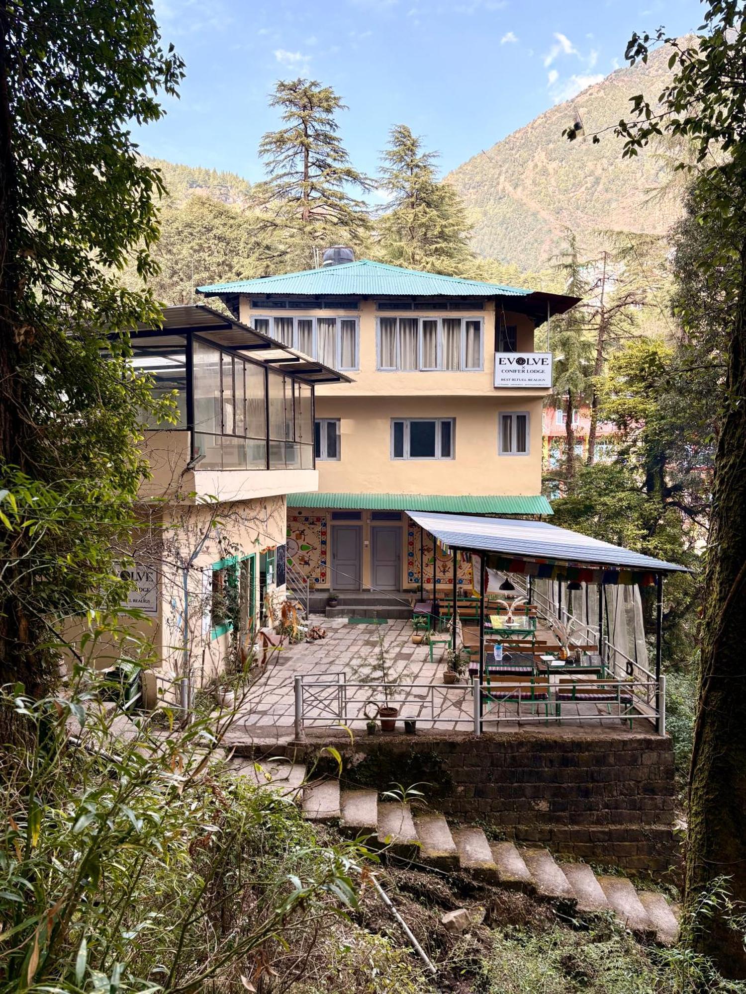 Eevolve Dharamkot - An Eco Hostel McLeod Ganj Luaran gambar
